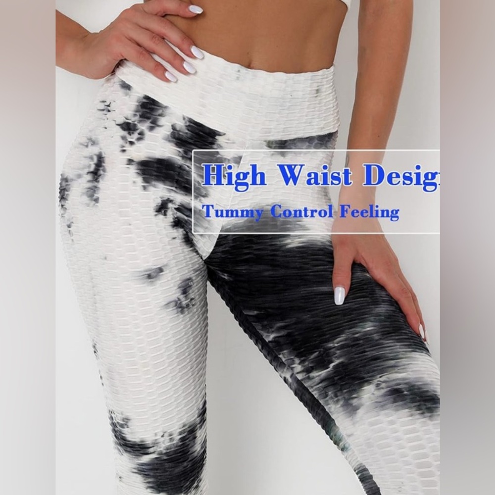 NEVER WORN!! High Waist Textured leggings with Scrunch detail